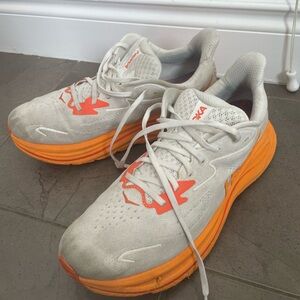 HOKA Clifton 10 'Frost Orange Zest' Men’s Size 10.5 US